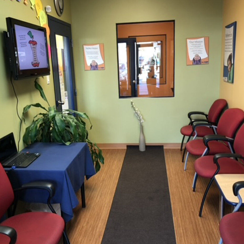 Oxford Learning Brossard Waiting Area