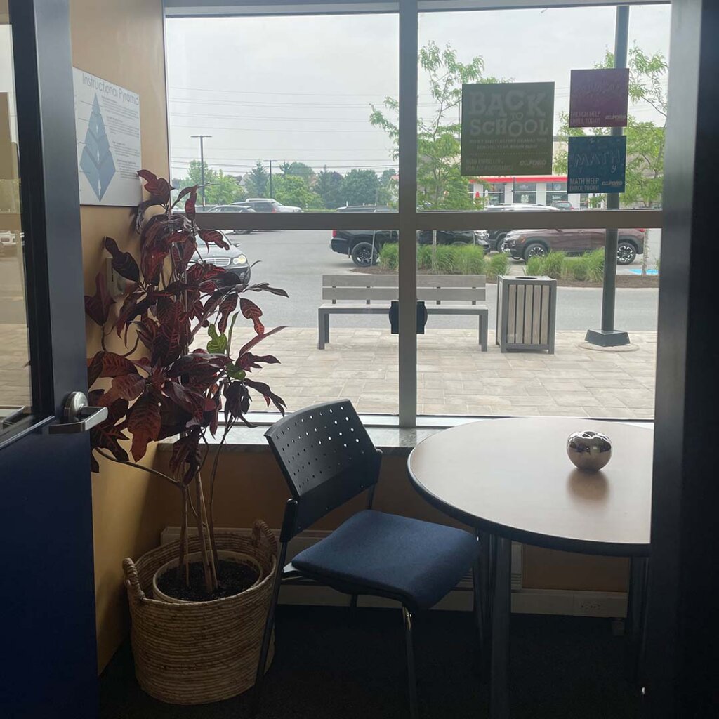 Oxford Learning Kingston East Lobby