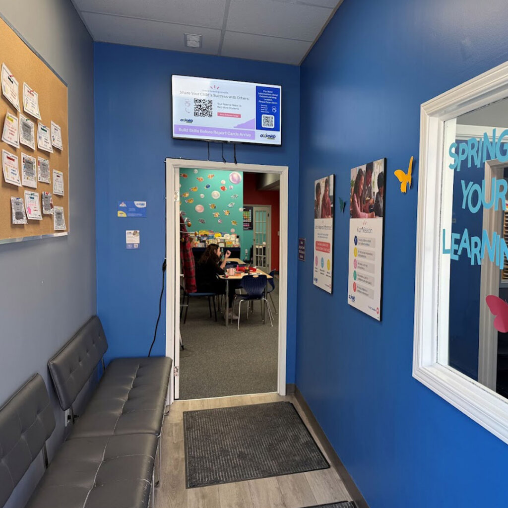 Oxford Learning Leaside Waiting Area