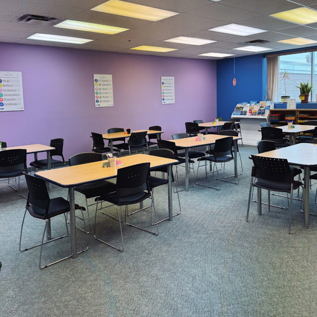 Oxford Learning Mississauga  Central Teaching Area Two