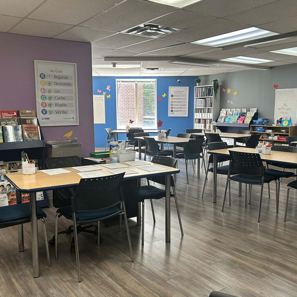 Oxford Learning Montréal Ndg Lobby Teaching Area