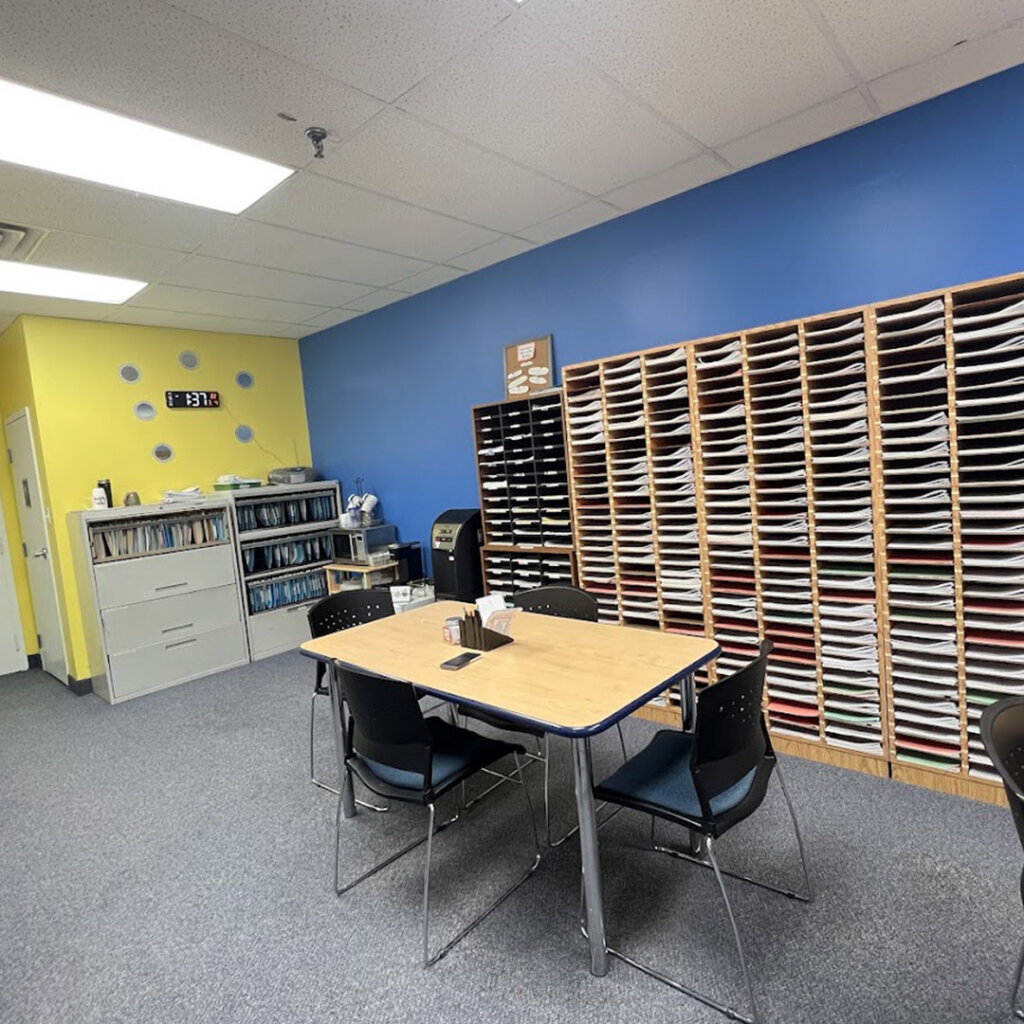 Oxford Learning Richmondhill Elgin Mills Teaching Area Six